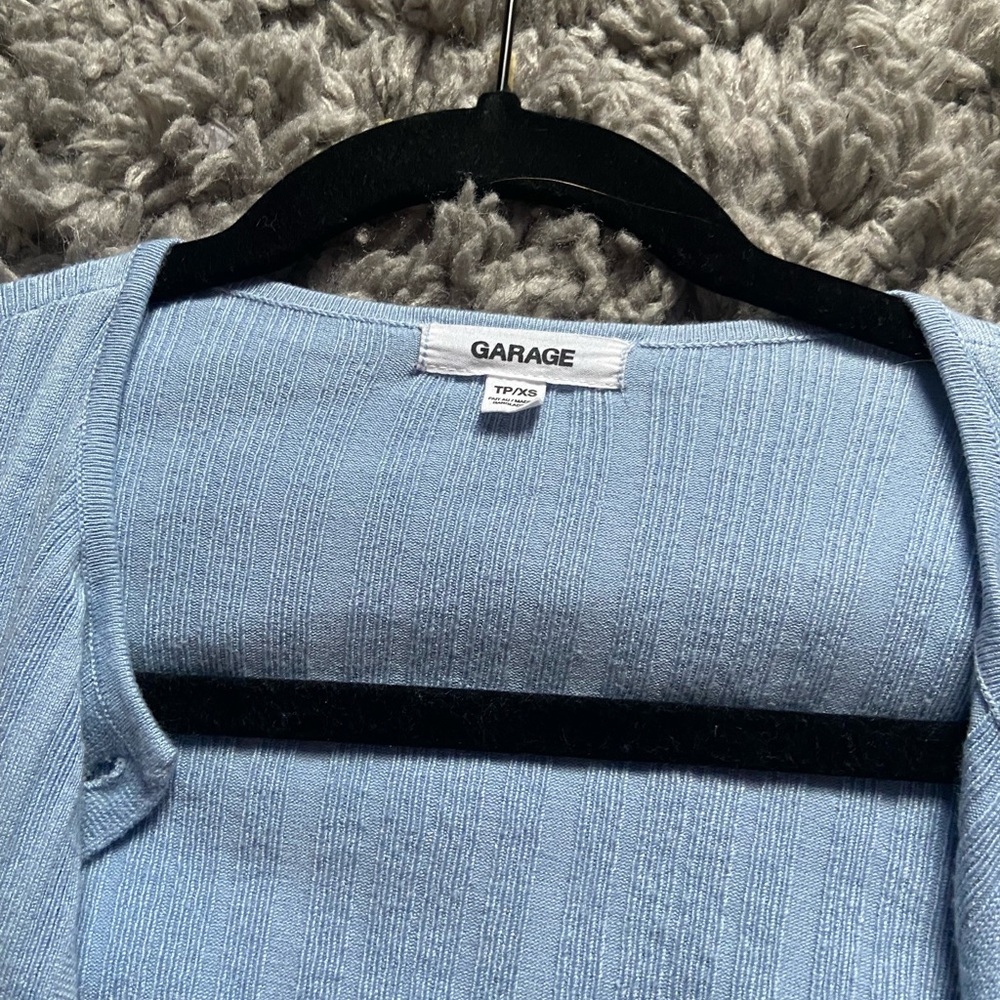 Garage button up - Picture 4 of 4